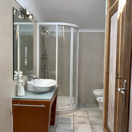 דירה Duplex With Terrace In Downtown קסקאיס