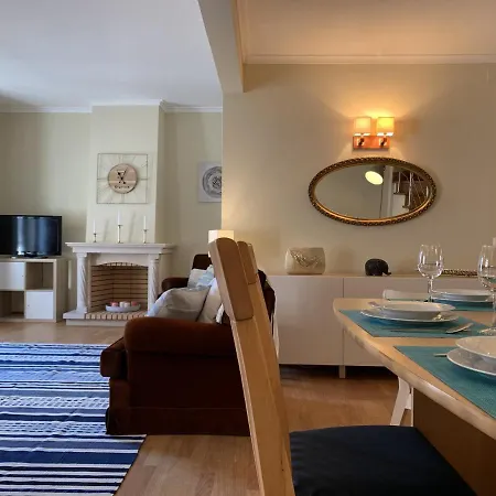 Duplex With Terrace In Downtown * קסקאיס