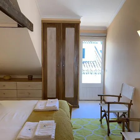 Duplex With Terrace In Downtown קסקאיס