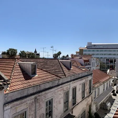 Duplex With Terrace In Downtown * קסקאיס