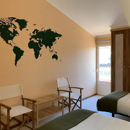 Duplex With Terrace In Downtown דירה קסקאיס